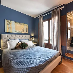 Apartment Hearth Of In Great Location, Florence