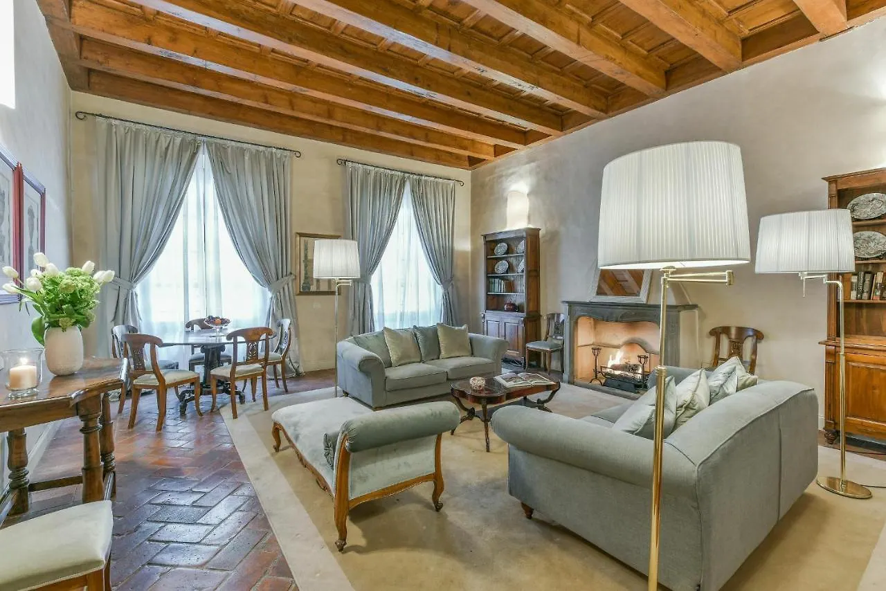Palazzo Medici Apartments Florence