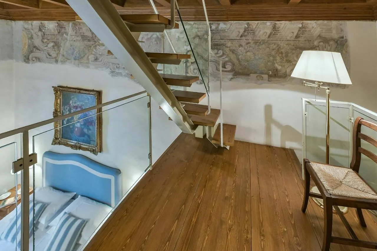 Palazzo Medici Apartments Florence