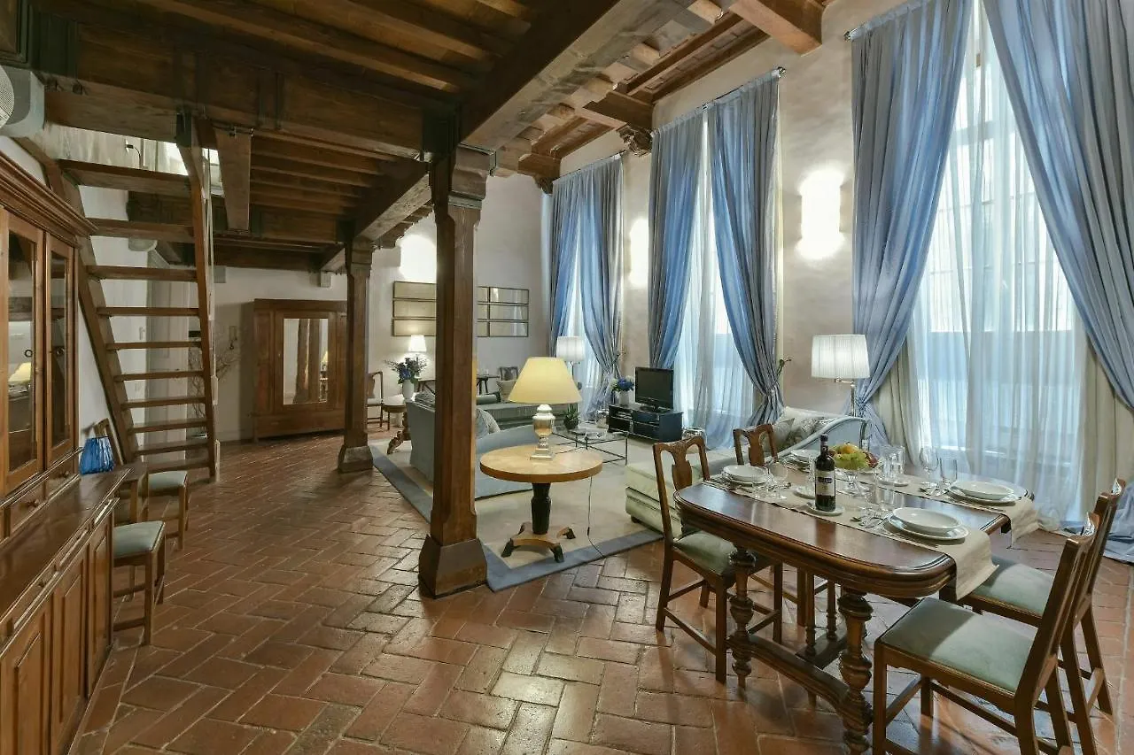 Palazzo Medici Apartments Florence