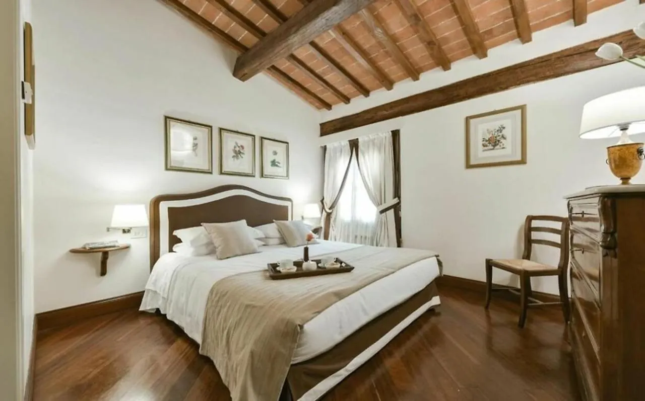 Palazzo Medici Apartments Florence
