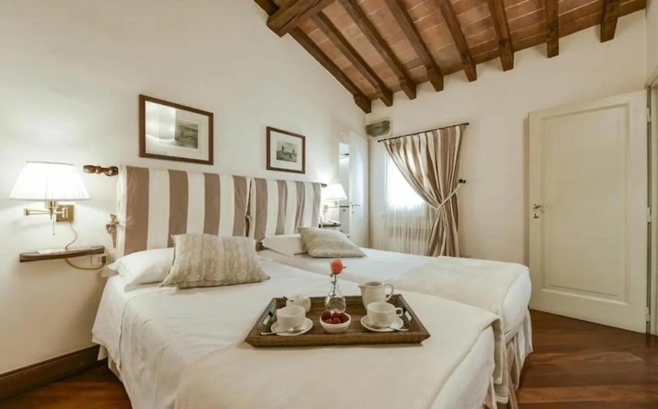 Palazzo Medici Apartments Florence